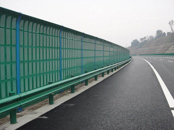 高速公路声屏障