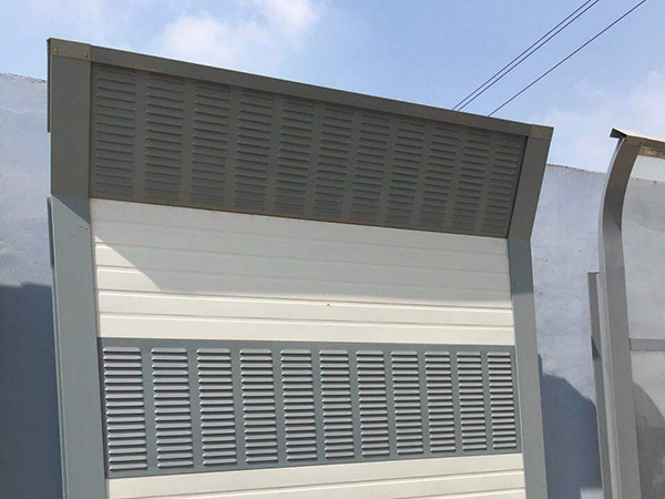 折角型声屏障